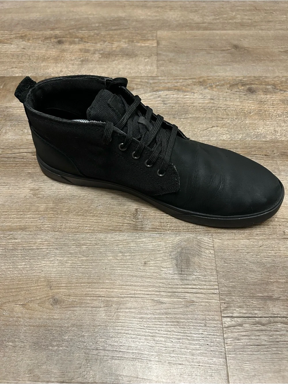 Timberland Groveton Men's Size 11.5 Black Casual Lace-Up Chukka Sneakers Boots